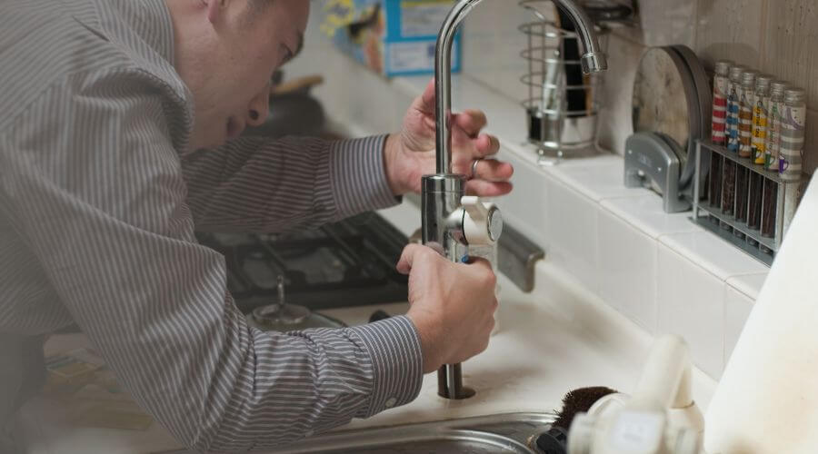 Professional bathroom faucet installation in Phillipsburg, MO